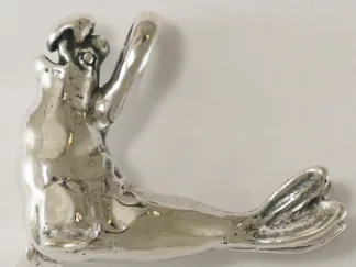 Microsculptures 1521 Elephant Seal Silver Pendant