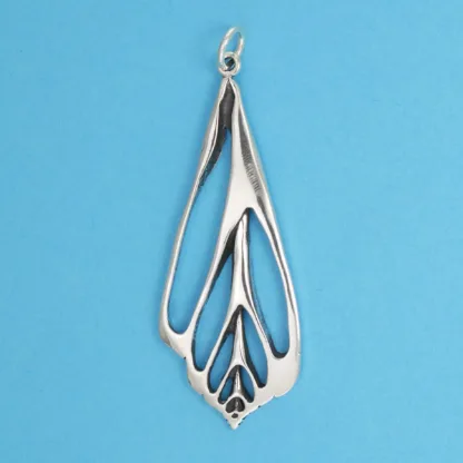 Microsculptures 0206 Chula Shell Slice Silver Pendant