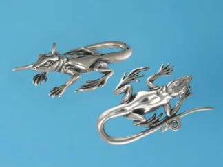 Microsculptures 0423 Whiptail Lizard Silver Pendant