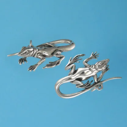 Microsculptures 0423 Whiptail Lizard Silver Pendant