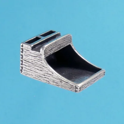 Microsculptures 0807 Shoers Box Silver Charm