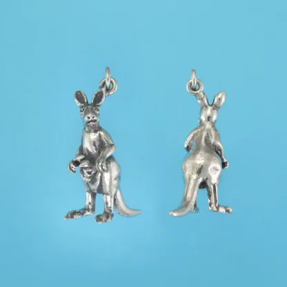 Microsculptures 1441 Kangaroo Silver Charm
