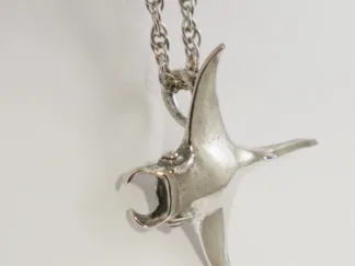 Microsculptures 1495 Manta Ray Silver Pendant