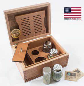 Cannbisdor, Medium Cannabis Humidor Natural Mahogany