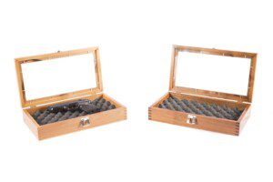 American Chest, 1-Gun Latch Lock Acrylic Display Chest Red Cherry