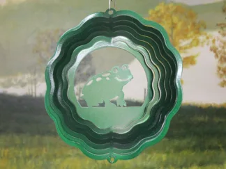 Dakota Steel Art 53656 8" Half Pint Frog Wind Spinner - Green Starlight