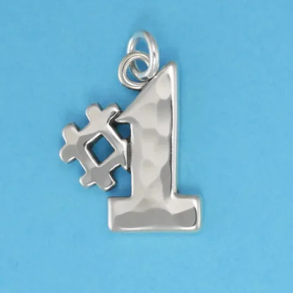 Microsculptures 0056 # One Silver Charm