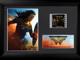 Wonder Woman (S1) 7x5 FilmCells Framed Desktop Art with Display Stand