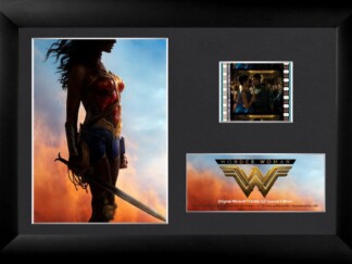 Wonder Woman (S2) 7x5 FilmCells Framed Desktop Art with Display Stand